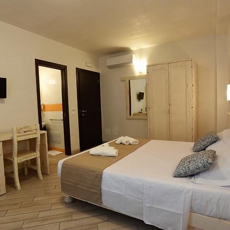 Camere Le Vie Di Omero Torre dell'Orso Exterior foto