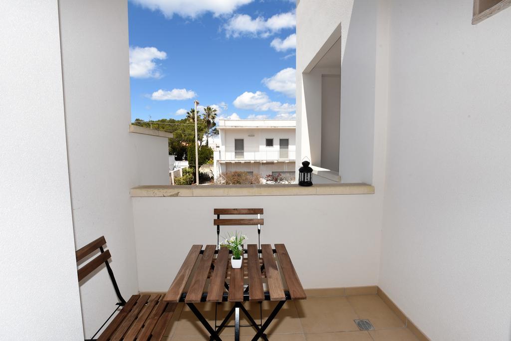 Camere Le Vie Di Omero Torre dell'Orso Exterior foto